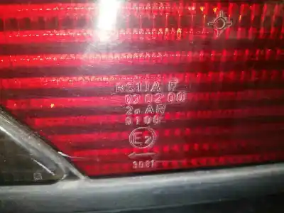 İkinci el araba yedek parçası SOL KUYRUK LAMBASI için PEUGEOT 306 BERLINA 3/5 PUERTAS (S1)  OEM IAM referansları RS11AF 020200 RS11AF