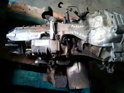 Peça sobressalente para automóvel em segunda mão caixa de velocidades por volkswagen passat berlina (3b3) edition referências oem iam dvp