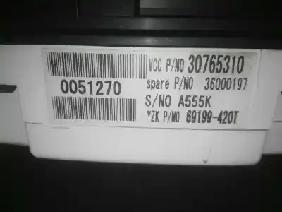 Peça sobressalente para automóvel em segunda mão quadrante por volvo s40 berlina 2.0 d momentum referências oem iam 30765310