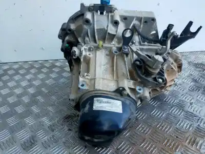 Tweedehands auto-onderdeel versnellingsbak voor dacia duster laureate 4x2 oem iam-referenties jr5187