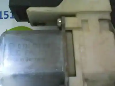 Peça sobressalente para automóvel em segunda mão motor elevador vidro dianteiro direito por ford focus berlina (cap) ghia referências oem iam 0130822219
