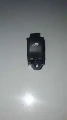 Peça sobressalente para automóvel em segunda mão botão / interruptor elevador vidro traseiro direito por volvo xc60 kinetic 2wd referências oem iam 31394841