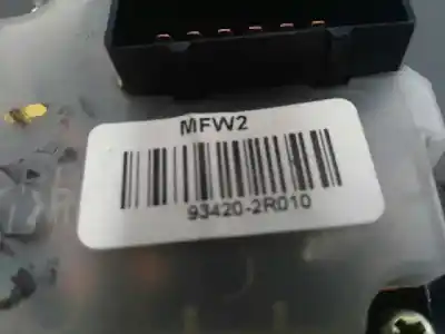 Peça sobressalente para automóvel em segunda mão comutador de limpa vidros por hyundai i30 1.6 crdi cat referências oem iam 934202r010