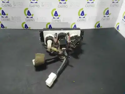 Peça sobressalente para automóvel em segunda mão comando de sofagem (chauffage / ar condicionado)  por kia rio 1.3 cat referências oem iam   100404
