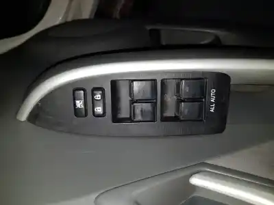 Автозапчасти б/у выключатель левого переднего окна за toyota prius (nhw30) plug-in hybrid advance ссылки oem iam 8404033100