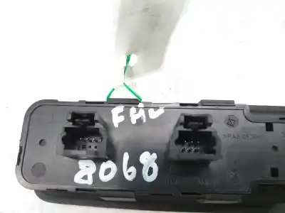 Pièce détachée automobile d'occasion commande de lève vitre avant gauche pour fiat ulysse (179) * références oem iam 14996390xt  14996390xt