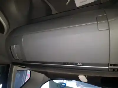 Автозапчасти б/у бардачок за toyota prius (nhw30) plug-in hybrid advance ссылки oem iam 