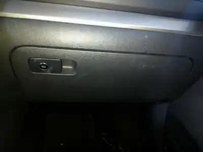 Second-hand car spare part glove compartment for volkswagen golf vi (5k1) rabbit bluemotion oem iam references 1k0857290e