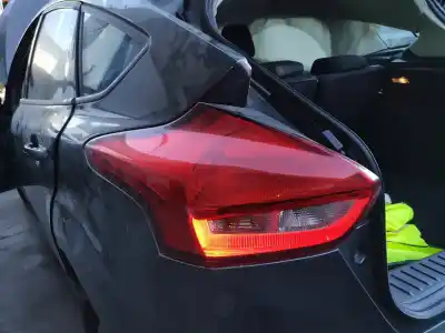 Gebrauchtes Autoersatzteil Rückleuchte außen links zum FORD FOCUS LIM.  OEM-IAM-Referenzen F1EB13405CF  