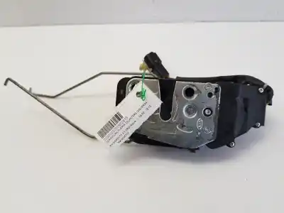 Peça sobressalente para automóvel em segunda mão fechadura da porta dianteira esquerda por kia sorento 2.5 crdi active referências oem iam a045777