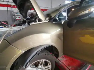 Автозапчасти б/у ЛЕВОЕ ПЕРЕДНЕЕ КРЫЛО за FORD FIESTA (CCN)  ссылки OEM IAM   