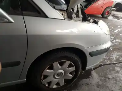 Автозапчастина б/у передне праве крило для peugeot 807 2.0 hdi cat (rhk / dw10uted4) посилання на oem iam 
