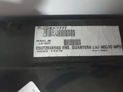 Second-hand car spare part glove compartment for jeep compass ii business 4x4 oem iam references 4giead777  