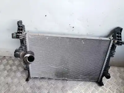 Автозапчастина б/у водяний радіатор для jeep compass ii business 4x4 посилання на oem iam p68360243aa  53332898