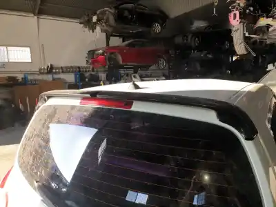 Pezzo di ricambio per auto di seconda mano ala posteriore per renault twingo emotion riferimenti oem iam   