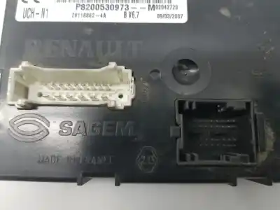 Second-hand car spare part central locking pump for renault trafic combi (ab 4.01) generation privilege  combi corto oem iam references 8200530973  8200530973