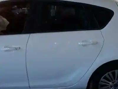Автозапчастина б/у двері задні ліві для opel astra j lim. selective посилання на oem iam   