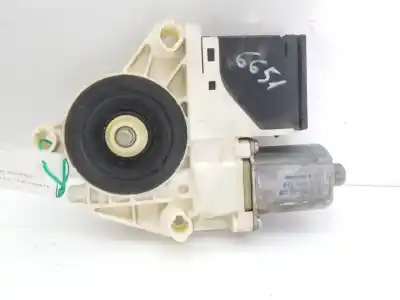 Автозапчастина б/у ДВИГ СКЛА ЗАДНЕ ЛІВО для RENAULT MEGANE III BERLINA 5 P  Посилання на OEM IAM 0130822330 827310185R 0130822330