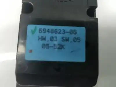 Peça sobressalente para automóvel em segunda mão botão / interruptor elevador vidro dianteiro esquerdo por bmw serie 3 touring (e91) 2.0 16v diesel referências oem iam 694862306  694862306
