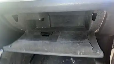 Автозапчастина б/у бардачок для audi q7 (4l) 3.0 tdi v6 advance quattro (176kw) посилання на oem iam 3b0959782a  