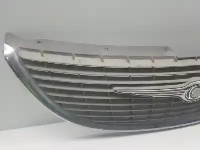 Автозапчасти б/у передняя решетка за chrysler voyager (rg) 2.5 crd cat ссылки oem iam   