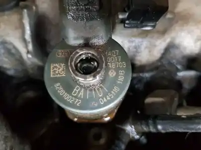 Автозапчастина б/у ИНЖЕКТОР для RENAULT MEGANE II BERLINA 5P  Посилання на OEM IAM 8200100272  8200100272