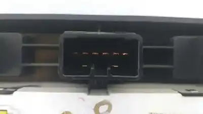 Tweedehands auto-onderdeel multifunctioneel display voor kia sorento 2.5 crdi active oem iam-referenties 945003e500 972503e075 945003e500