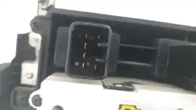 Tweedehands auto-onderdeel multifunctioneel display voor kia sorento 2.5 crdi active oem iam-referenties 945003e500 972503e075 945003e500