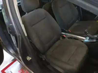 Автозапчасти б/у СИДЕНЬЕ ПРАВОЕ ПЕРЕДНЕЕ за OPEL MERIVA B  ссылки OEM IAM   