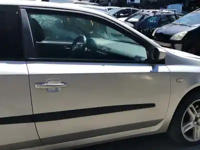 Pezzo di ricambio per auto di seconda mano PORTA ANTERIORE DESTRA per FIAT STILO (192)  Riferimenti OEM IAM   