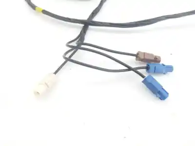 Автозапчастина б/у антена для renault captur intens посилання на oem iam 282169737r  282161678r