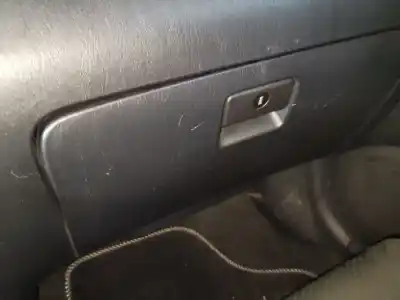 Second-hand car spare part glove compartment for toyota corolla (e12) 1.6 16v oem iam references 