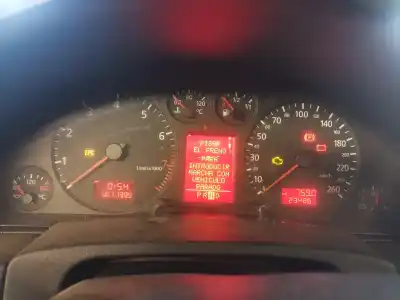 Автозапчастина б/у панель інструментів для audi a6 avant (4b5) 2.4 (121kw) посилання на oem iam 4b0920932r