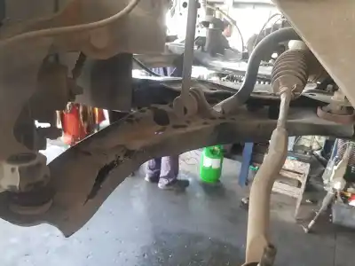 Peça sobressalente para automóvel em segunda mão braço de suspensão inferior esquerdo dianteiro por nissan leaf acenta 109 cv / 80 kw referências oem iam 
