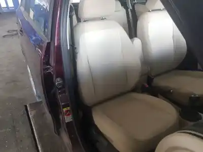 Second-hand car spare part complete seat set for skoda fabia combi (5j5) family oem iam references   