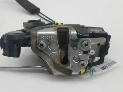 Second-hand car spare part left front door lock for subaru forester (s12/sh) 2.0 sport plus oem iam references a046693  