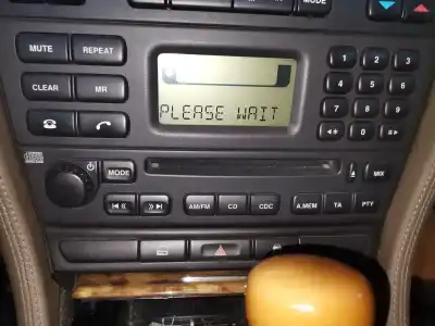 İkinci el araba yedek parçası SES SISTEMI / RADYO CD için JAGUAR S-TYPE  OEM IAM referansları 2R8318B876AG  