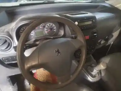 Second-hand car spare part steering wheel for peugeot bipper básico oem iam references 