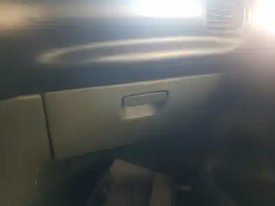 Автозапчасти б/у бардачок за chrysler voyager (rg) 2.5 crd lx ссылки oem iam 
