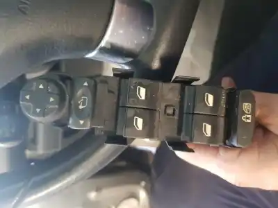 Peça sobressalente para automóvel em segunda mão botão / interruptor elevador vidro dianteiro esquerdo por peugeot 3008 confort referências oem iam 