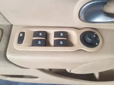 Автозапчасти б/у выключатель левого переднего окна за renault modus 1.5 dci diesel ссылки oem iam 