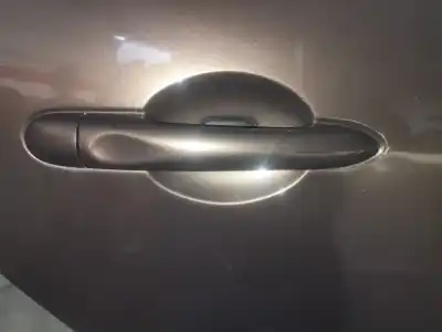 Peça sobressalente para automóvel em segunda mão puxador exterior traseiro direito por renault scenic ii confort expression referências oem iam 