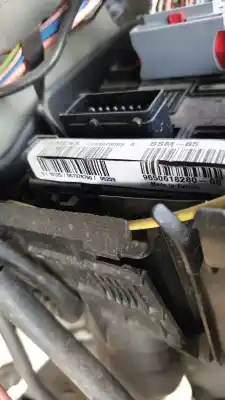 Tweedehands auto-onderdeel relais/zekeringenkastje voor peugeot 1007 dolce oem iam-referenties 9650618280