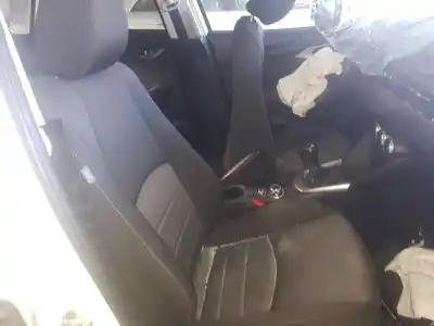 Pezzo di ricambio per auto di seconda mano sedile anteriore destro per mazda cx-3 senses edition 2wd riferimenti oem iam 