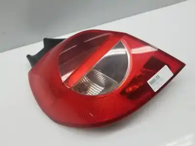 Peça sobressalente para automóvel em segunda mão farolim traseiro esquerdo por renault clio iii 1.2 referências oem iam 