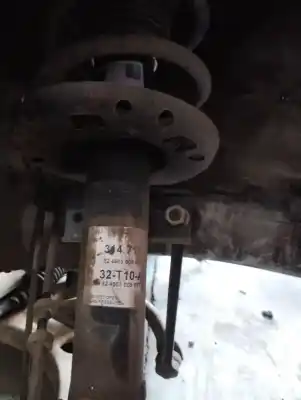 Автозапчастина б/у передній правий амортизатор для skoda rapid active посилання на oem iam 