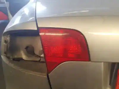 Peça sobressalente para automóvel em segunda mão farolim interior traseiro esquerdo por audi a4 berlina (8e) 2.0 tdi 16v (103kw) referências oem iam 8e5945093a
