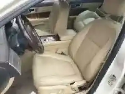 Автозапчастина б/у ЦЕНТРАЛЬНИЙ ПОДЛОКНИК для JAGUAR XF  Посилання на OEM IAM   