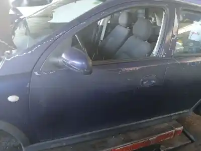 Peça sobressalente para automóvel em segunda mão porta da frente esquerda por opel corsa c blue line referências oem iam 