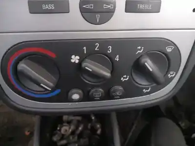 Peça sobressalente para automóvel em segunda mão comando de sofagem (chauffage / ar condicionado)  por opel corsa c blue line referências oem iam 